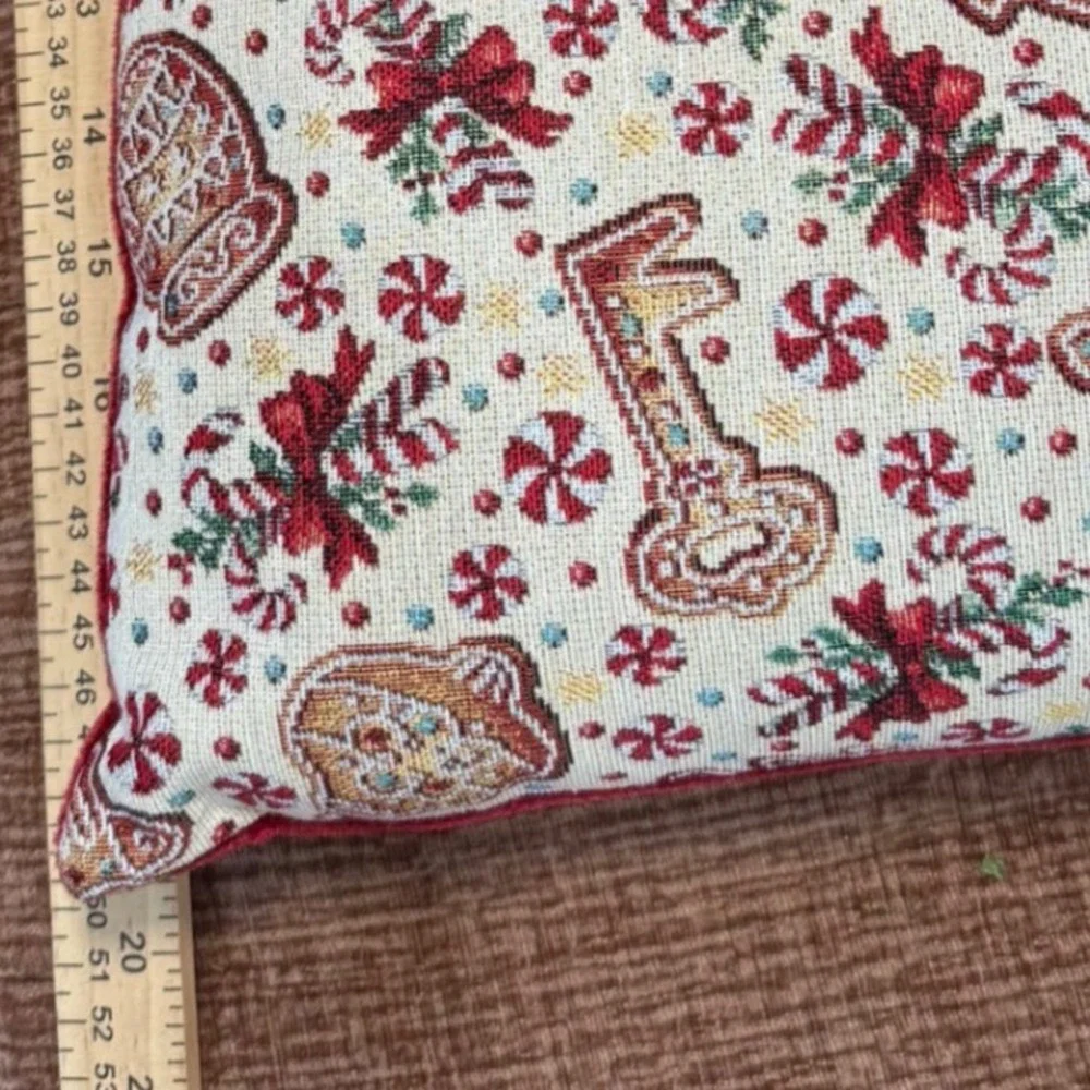 Large Caldeira UK Christmas Gingerbread Tapestry Throw Pillow‎ Holiday Decor